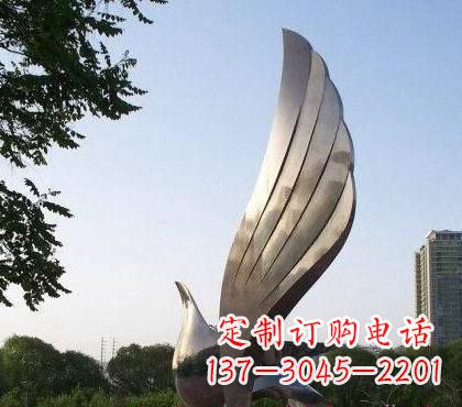 甘肃不锈钢鸽子雕塑美丽的象征