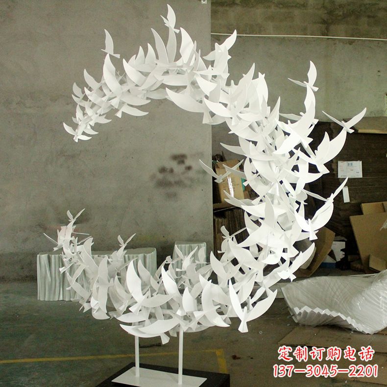 甘肃不锈钢鸽子翱翔的象征