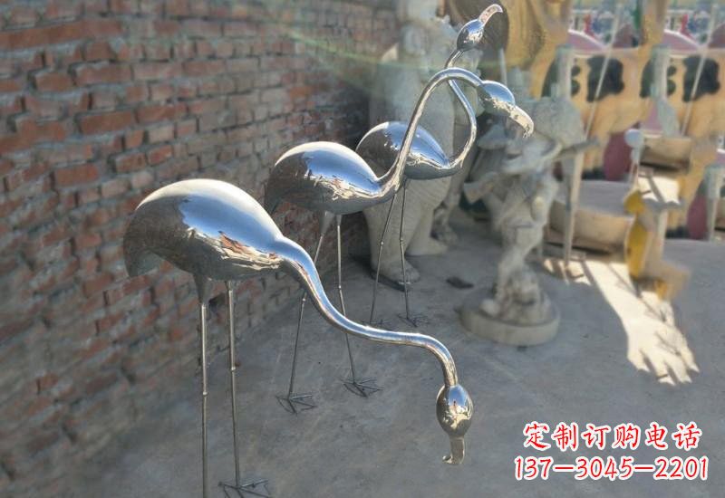 甘肃不锈钢公园抽象火烈鸟雕塑