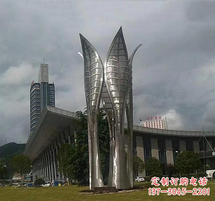 甘肃不锈钢公园大型树叶雕塑精美绝伦