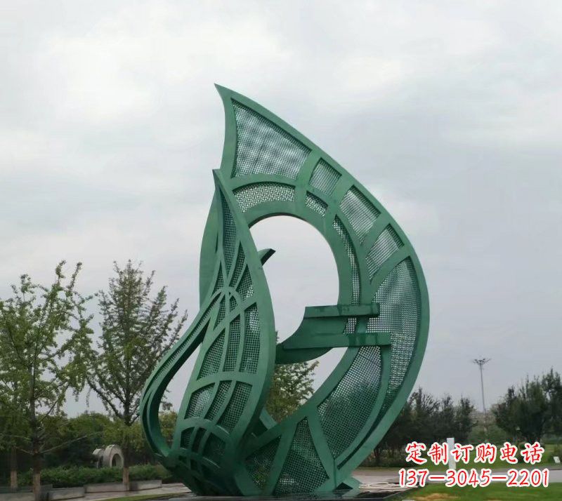 甘肃不锈钢大型镂空树叶雕塑精美绝伦