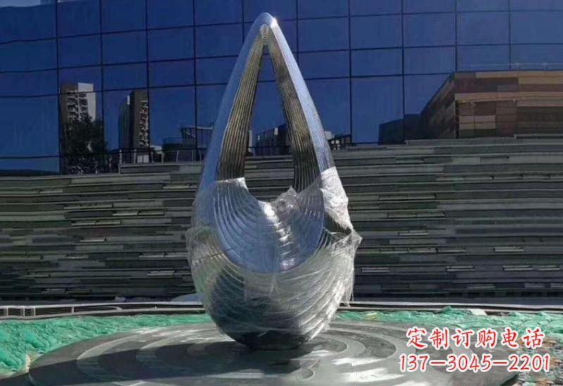 甘肃不锈钢空心水滴雕塑美丽的艺术之作