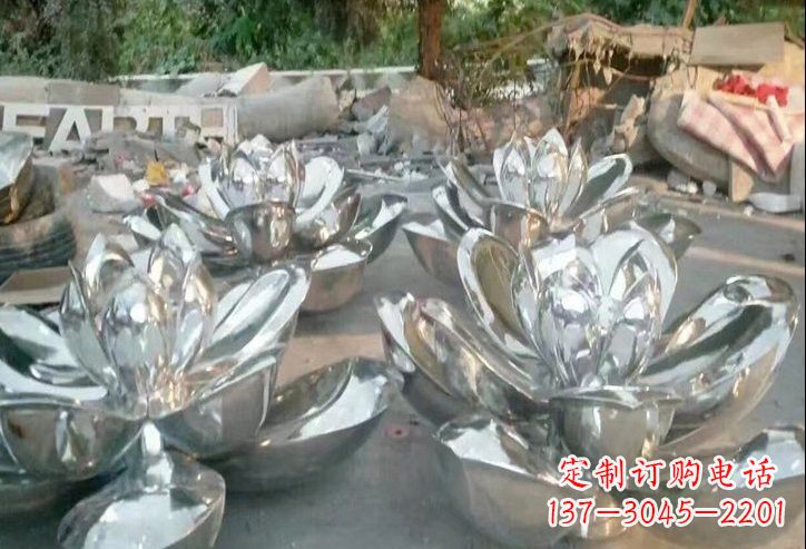 甘肃不锈钢莲花雕塑一件象征着美丽与自由的作品