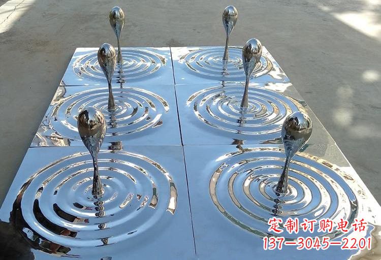 甘肃不锈钢水滴雕塑激发自然之美