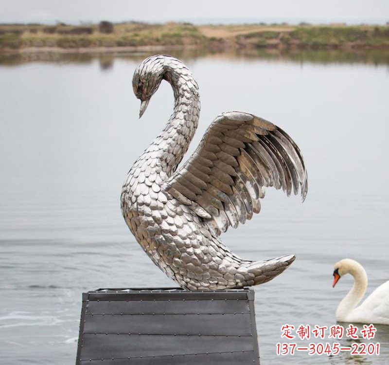 甘肃不锈钢雕刻的优雅天鹅