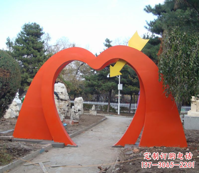 甘肃不锈钢拱门雕塑给空间增添灵动之美