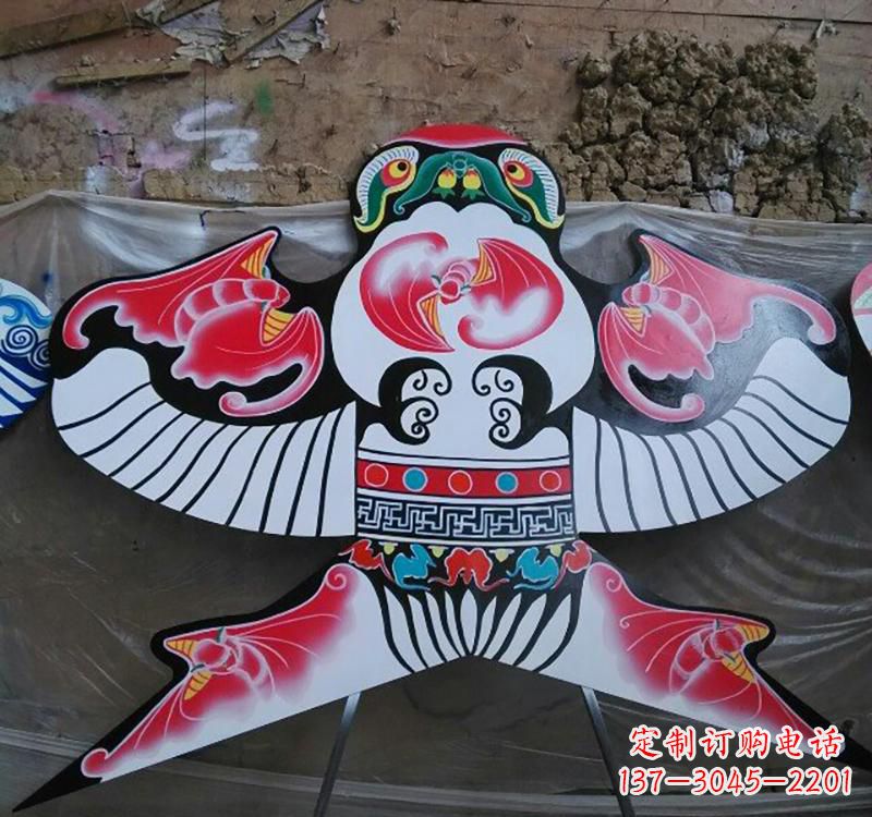 甘肃精美的凤凰雕塑