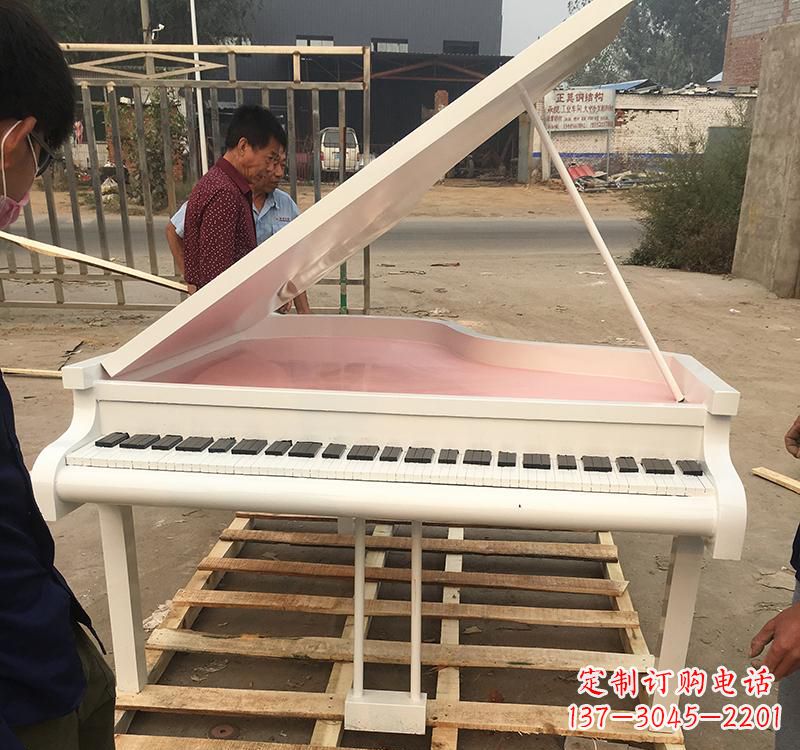 甘肃不锈钢钢琴雕塑融合音乐与艺术的完美结合