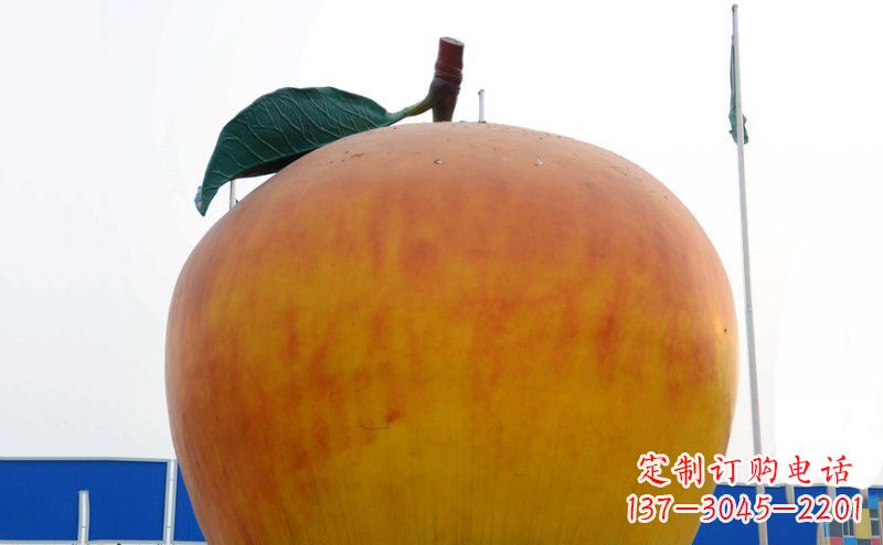 甘肃不锈钢苹果雕塑浓缩艺术精髓