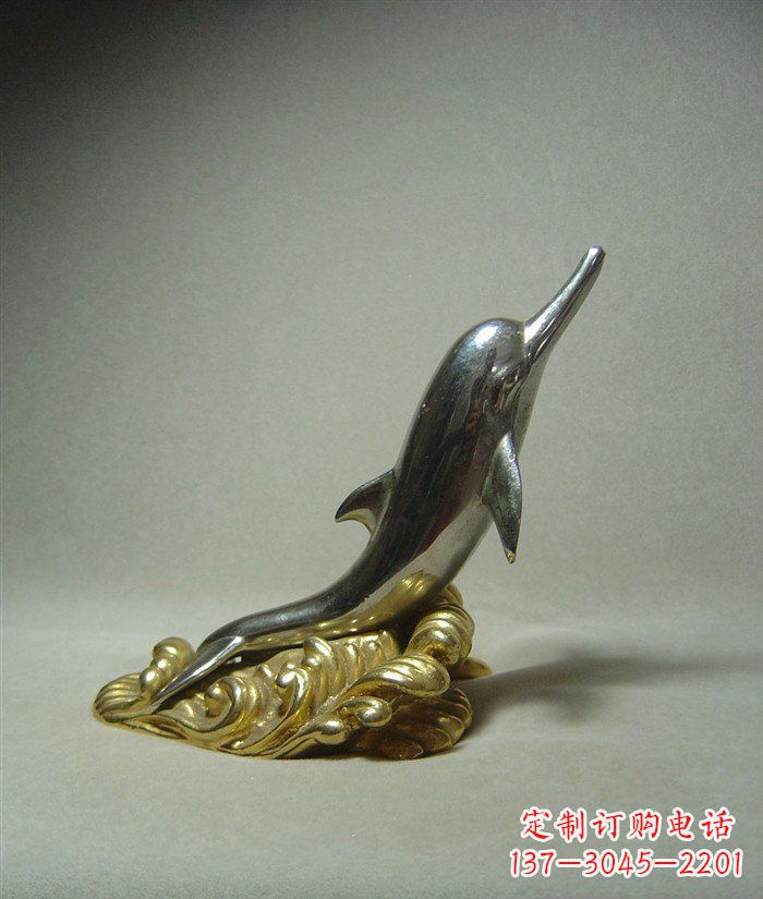 甘肃海豚雕塑艺术的海洋之美