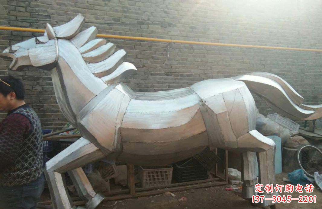 甘肃不锈钢户外马雕塑精美的艺术装点