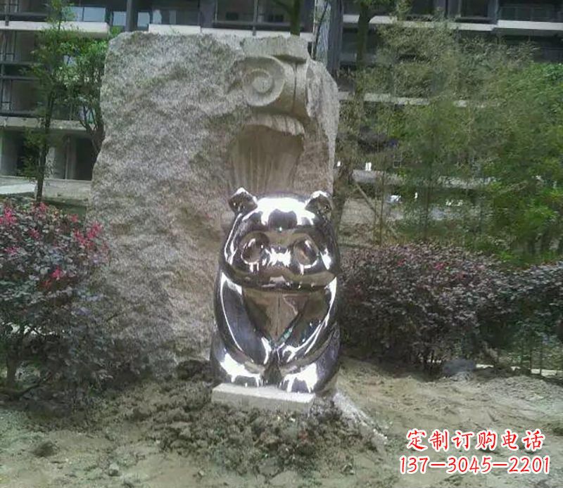 甘肃不锈钢熊猫雕塑它的美丽与魅力