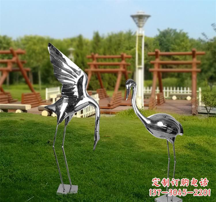 甘肃不锈钢仙鹤雕塑艺术精美、气质高雅