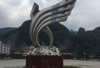 甘肃翅膀雕塑——环绕不锈钢广场的精美艺术品