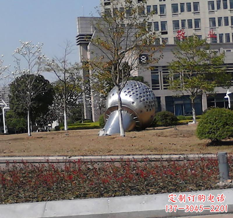 甘肃不锈钢话筒雕塑简约而又具有现代感