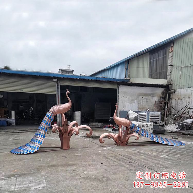 甘肃不锈钢孔雀彩色雕塑