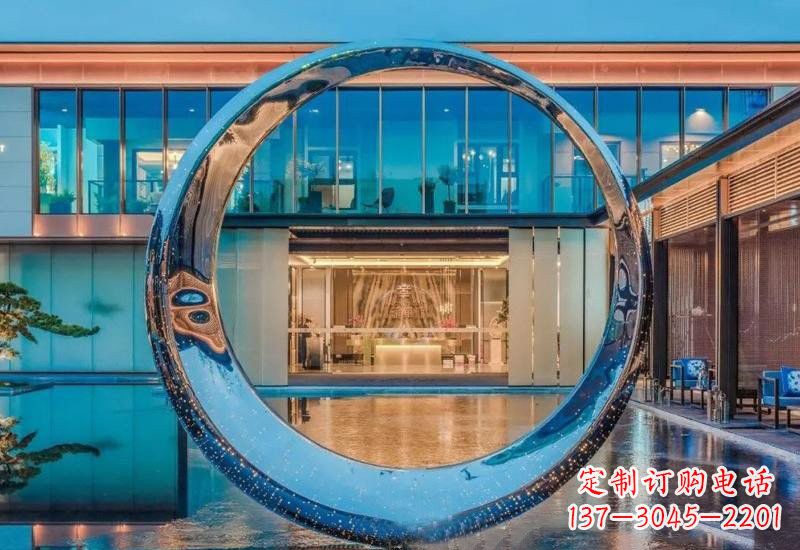 甘肃不锈钢镂空灯光圆环雕塑