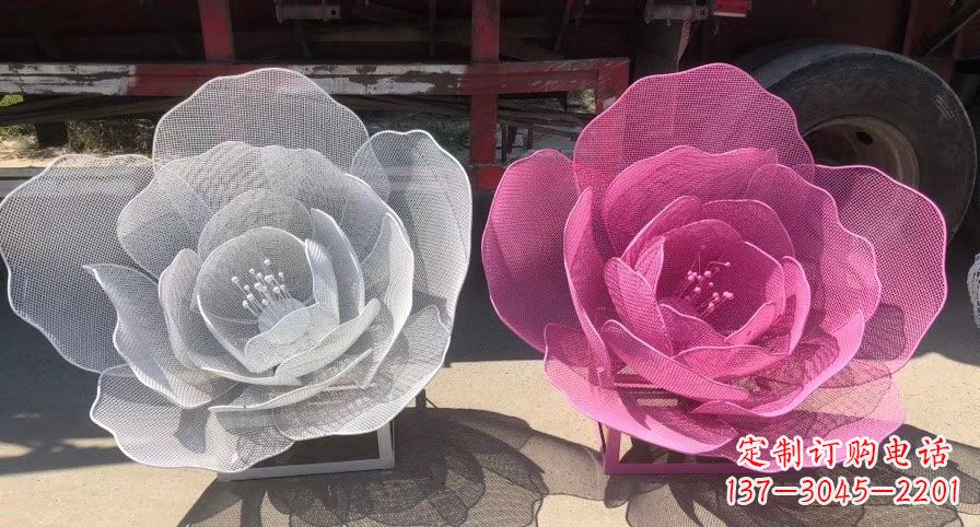 甘肃不锈钢荷花雕塑，给公园带来优雅美景