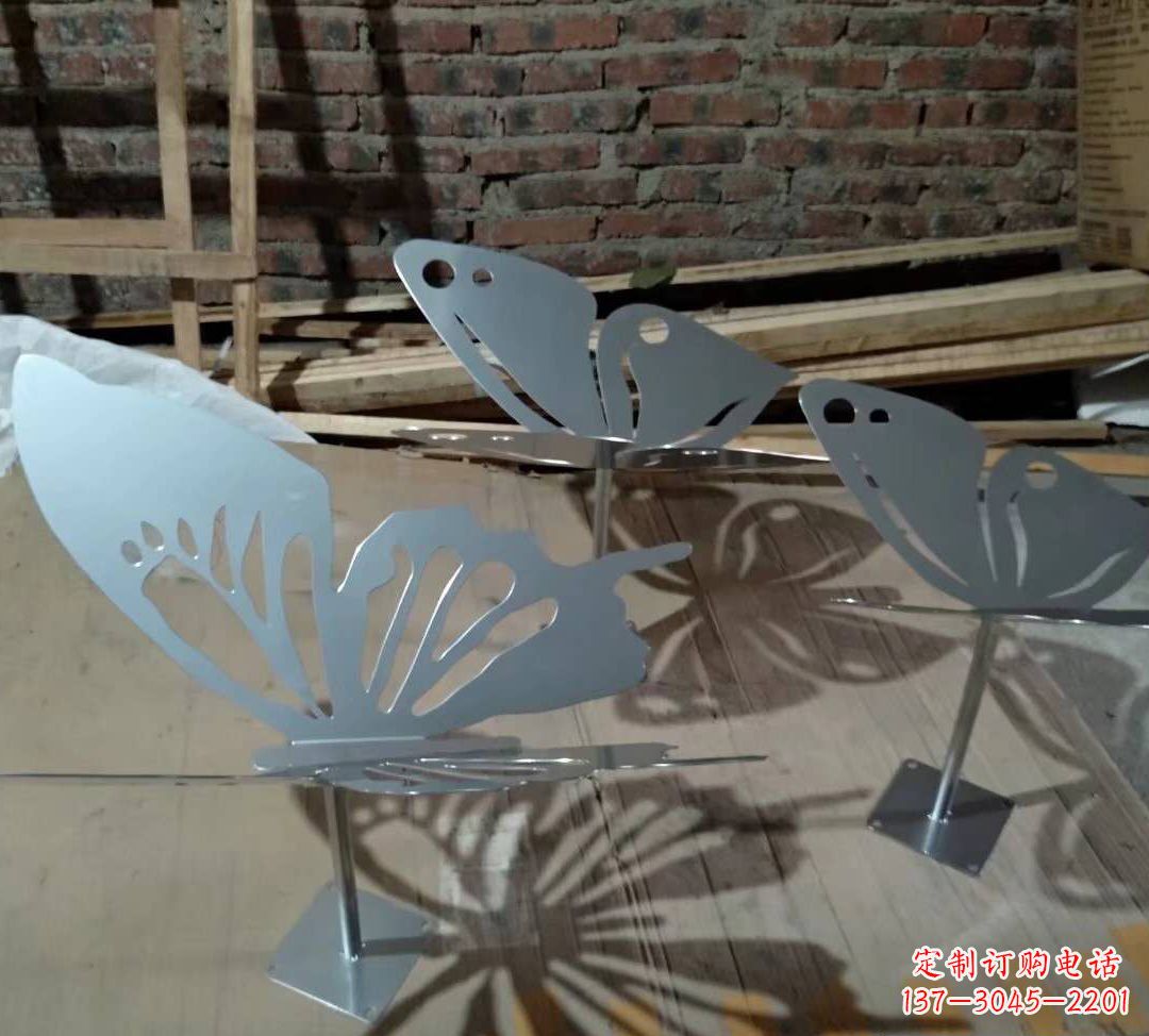 甘肃蝴蝶之舞不锈钢镂空蝴蝶景观雕塑