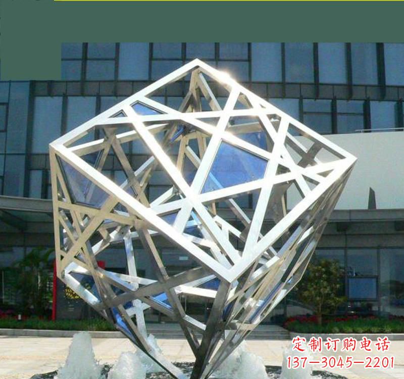 甘肃不锈钢镂空魔方雕塑艺术与智慧的完美结合