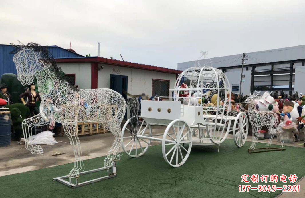 甘肃不锈钢镂空欧式马车雕塑精美造型点缀空间