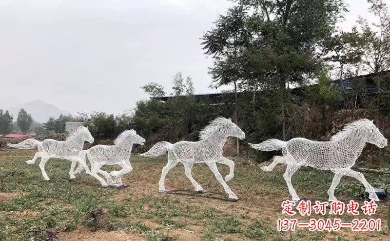 甘肃不锈钢马雕塑勇往直前