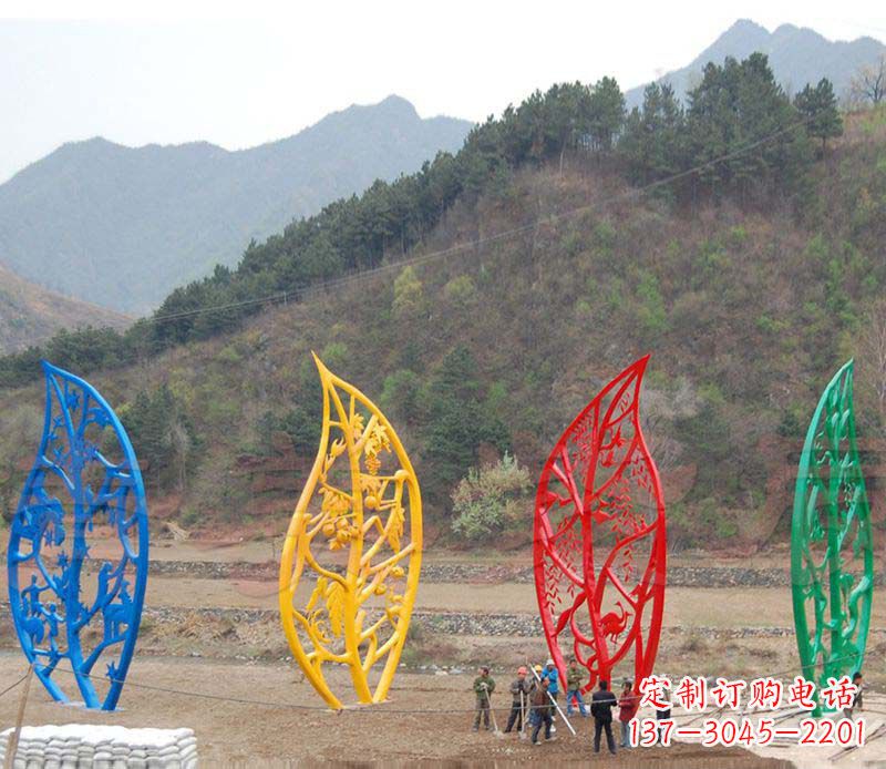 甘肃不锈钢镂空树叶景观雕塑精美绝伦