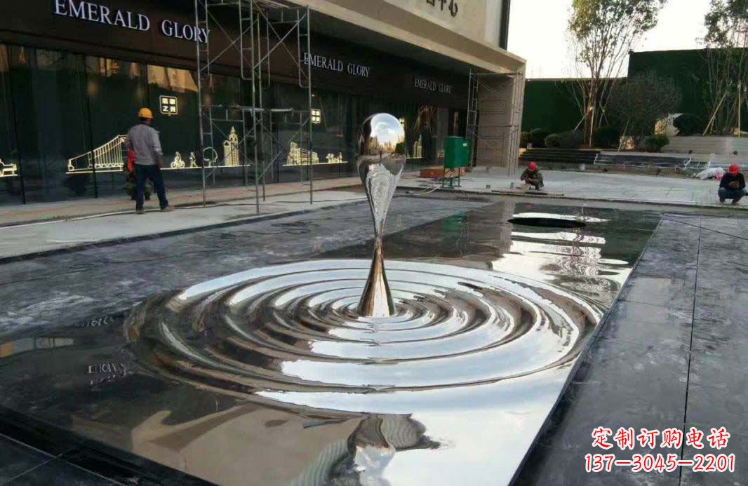 甘肃不锈钢水滴雕塑美丽的艺术表现