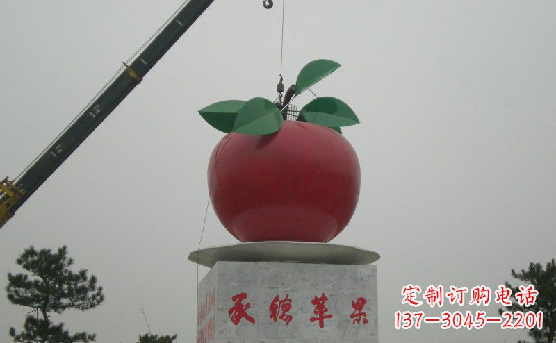 甘肃精致不锈钢苹果雕塑
