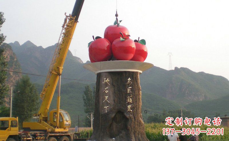 甘肃不锈钢苹果雕塑艺术与科技的结合