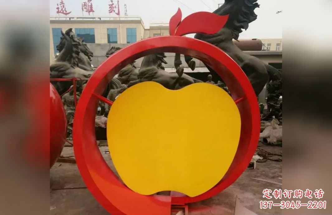 甘肃不锈钢苹果雕塑——见证爱与和平