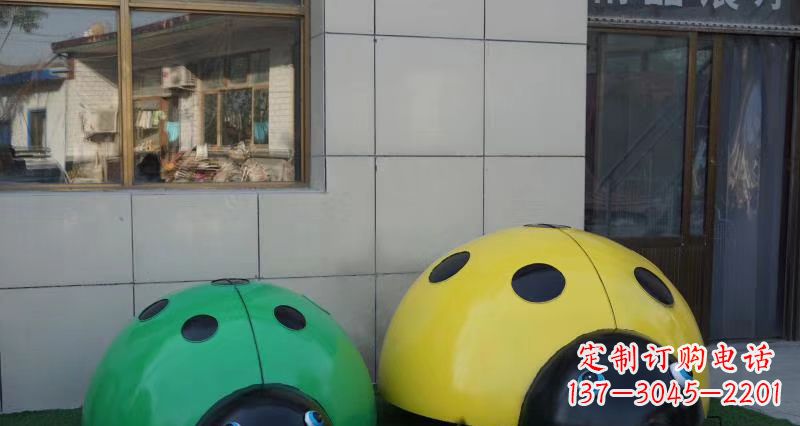 甘肃不锈钢瓢虫雕塑精致而富有艺术感