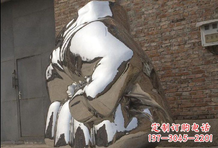 甘肃不锈钢拳头雕塑给人以力量的象征