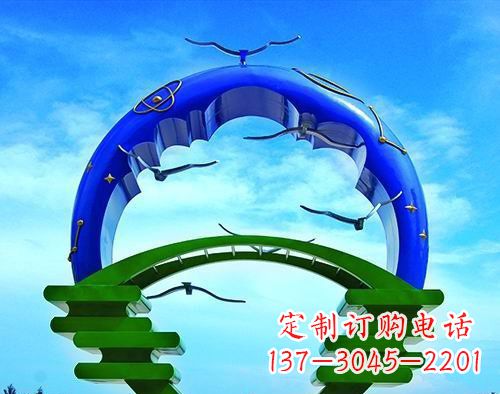 甘肃海洋书籍雕塑——记忆中的校园美景