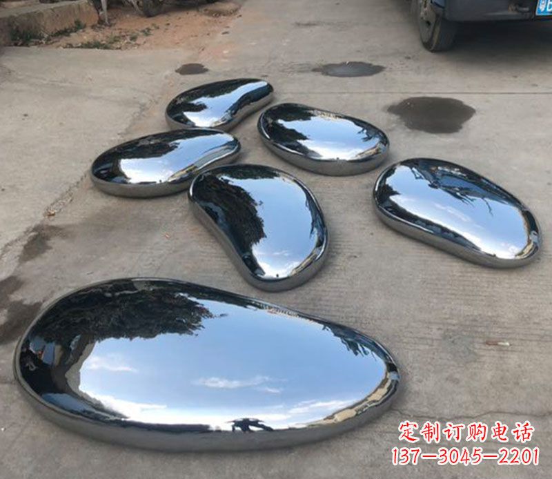 甘肃水滴雕塑——不锈钢的精美之作