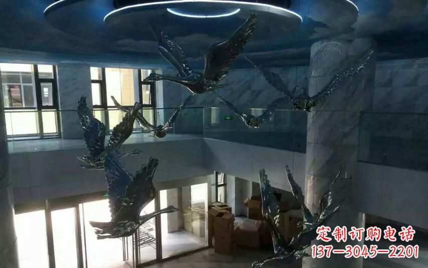 甘肃不锈钢天鹅雕塑赋予室内空间灵动之美