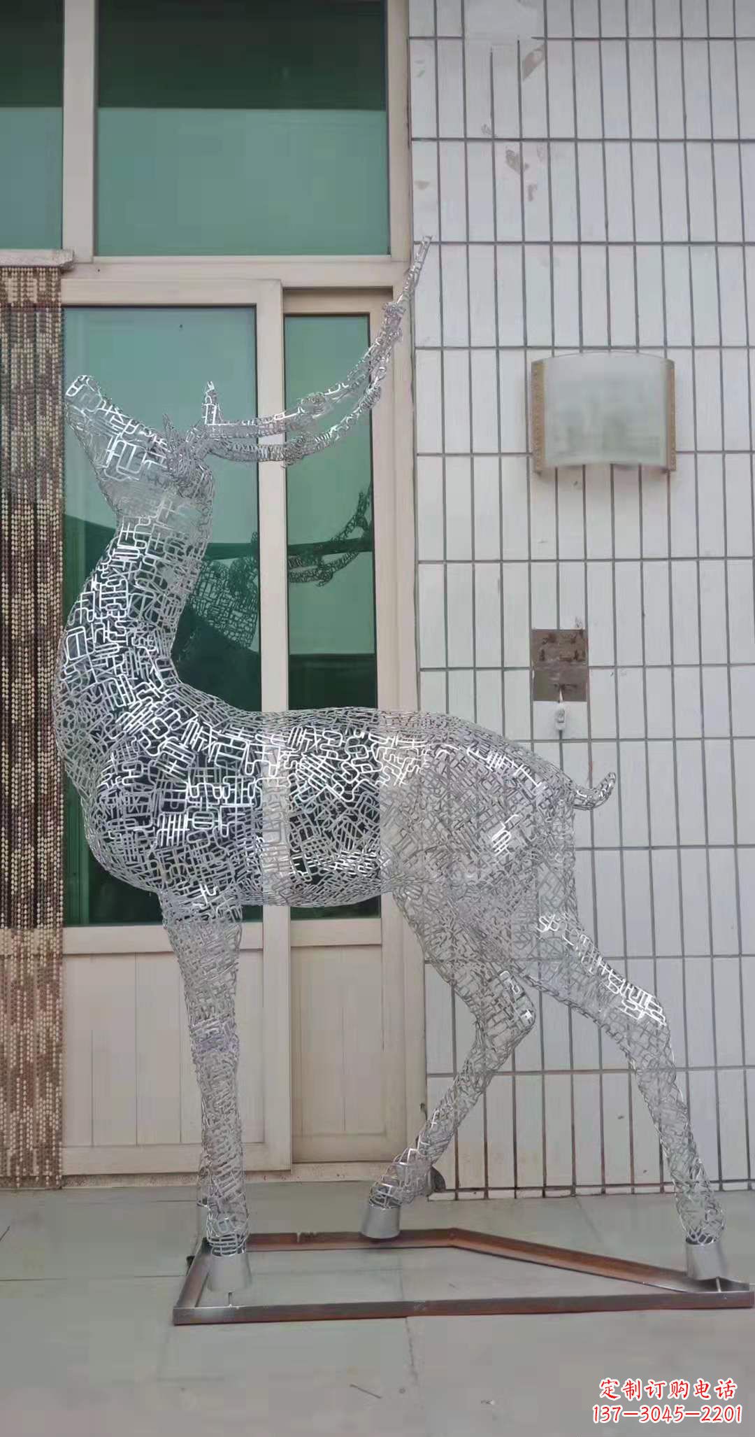 甘肃不锈钢铁艺动物雕塑——艺术与自然的完美结合