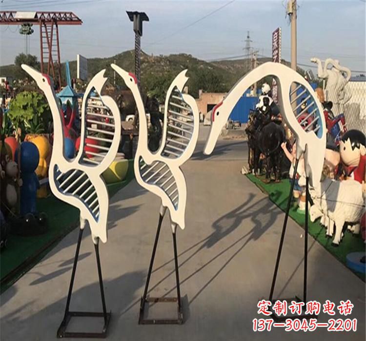 甘肃精美不锈钢仙鹤雕塑