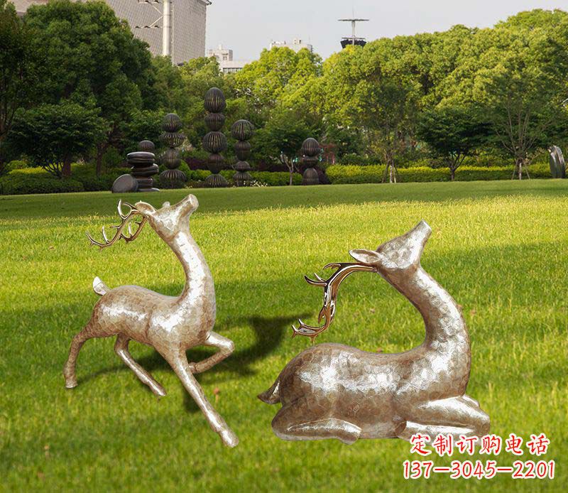 甘肃不锈钢麋鹿雕塑彰显艺术精美