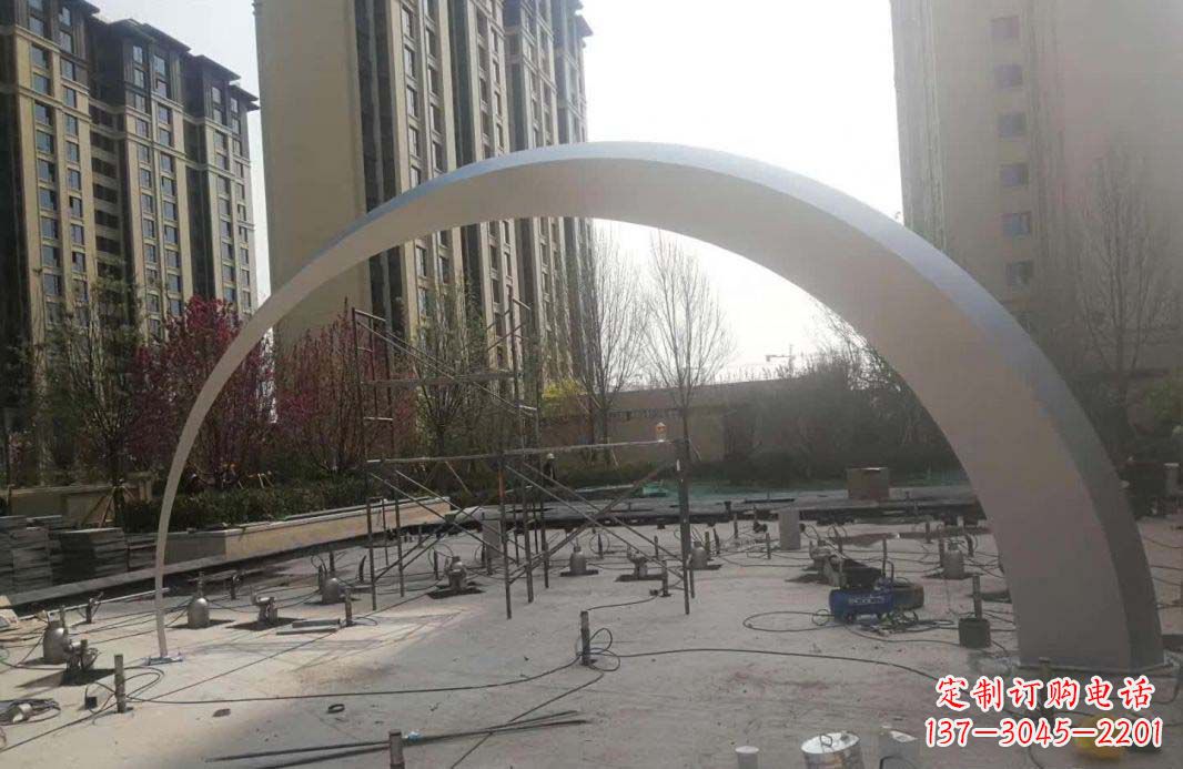 甘肃不锈钢小区拱门雕塑美化环境