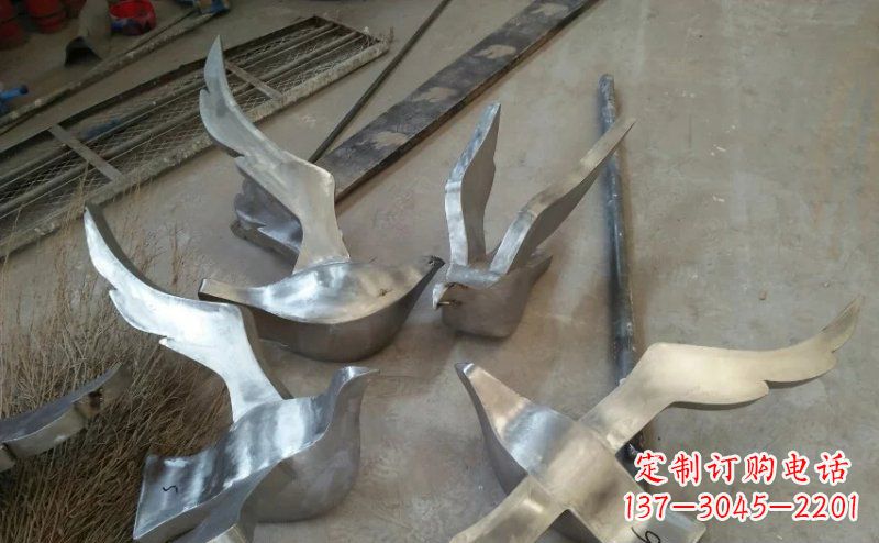 甘肃精美的不锈钢小型鸽子雕塑