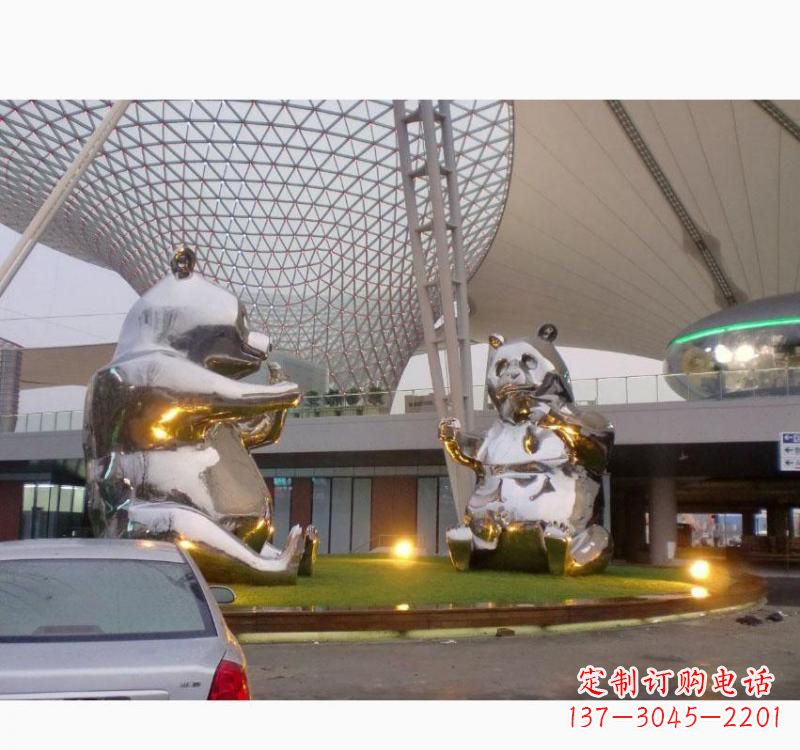 甘肃不锈钢熊猫雕塑象征中国特色文化