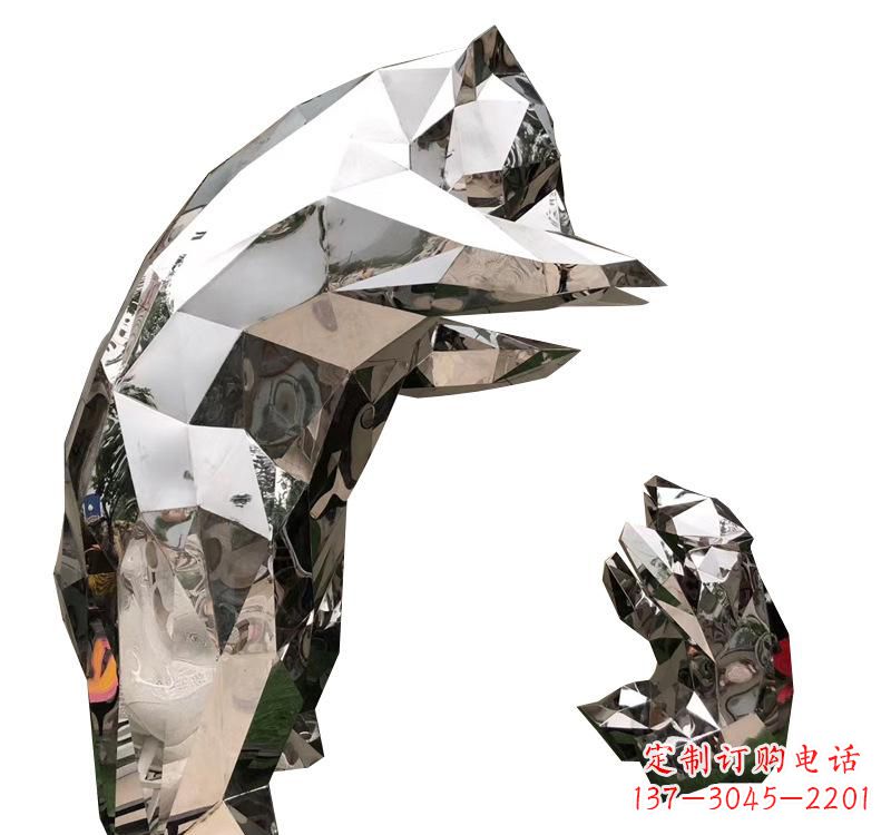 甘肃不锈钢园林熊猫雕塑——传承中国文化