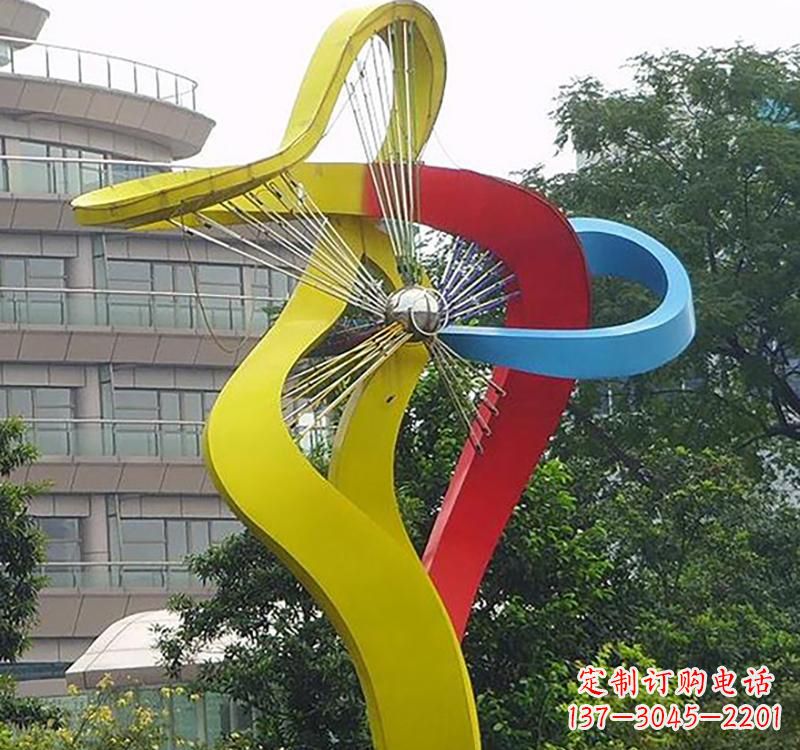 甘肃不锈钢风车雕塑——烤漆之美