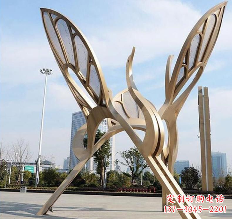 甘肃不锈钢园林仙鹤雕塑传承传统艺术精髓