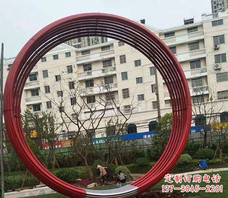 甘肃不锈钢圆环雕塑精致而经久耐用