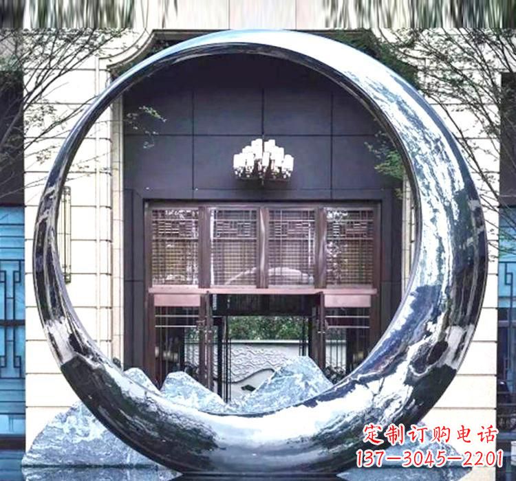 甘肃精美的不锈钢圆环雕塑