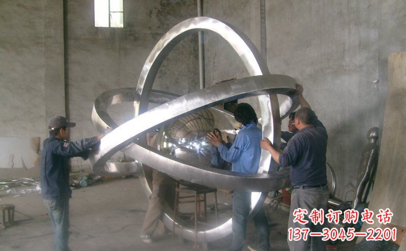 甘肃不锈钢圆环雕塑——艺术之美