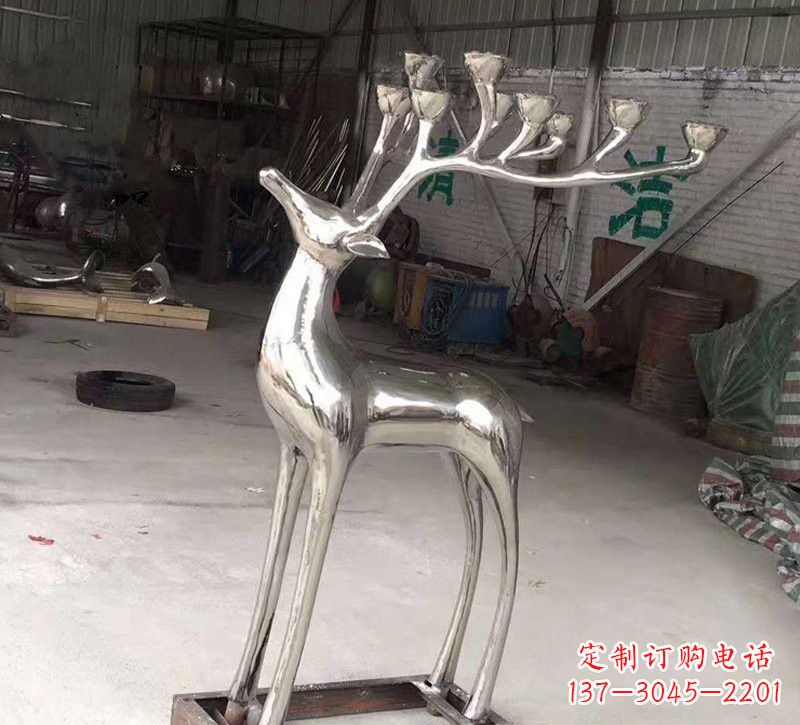 甘肃精美梅花鹿雕塑——点亮不锈钢烛台