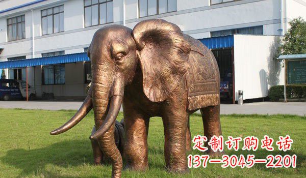 甘肃草地大象铜雕